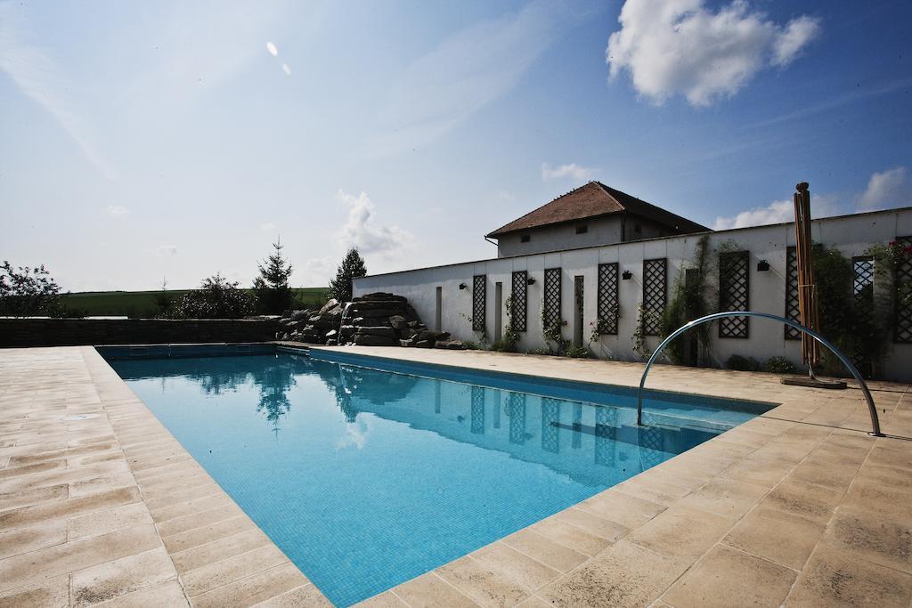 Country Club La Mesteceni Себеш Экстерьер фото